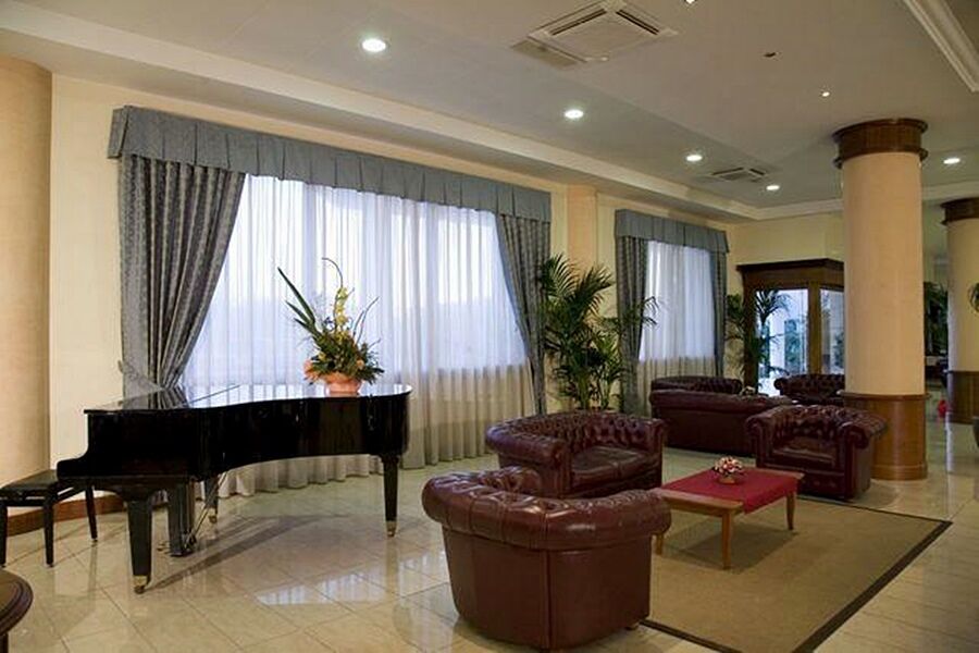 Gold Hotel Marcianise Exterior photo